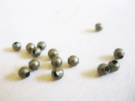 Gömb köztes, antik bronz színű, 3 mm , 100 db/cs
