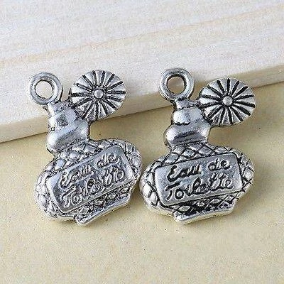 Parfüm, parfümös üveg fityegő, medál, antik ezüst színű, 17x14 mm