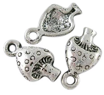 Gomba fityegő, medál, antik ezüst színű, 13x7 mm