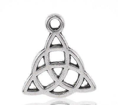 Kelta kereszt háromszög fityegő, medál, antik ezüst színű, 17x15 mm