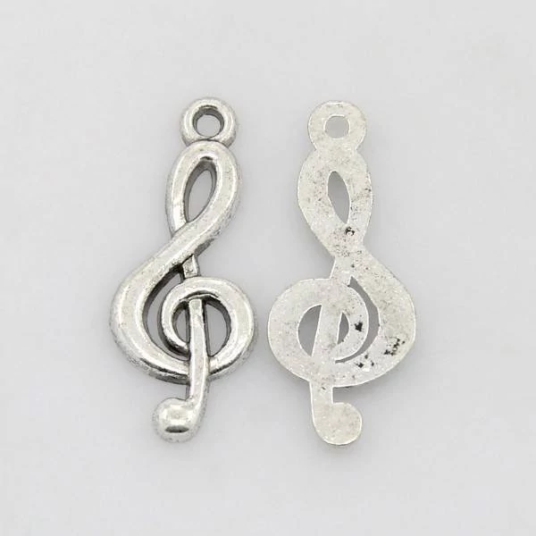Violinkulcs fityegő, medál, antik ezüst színű, 25x10 mm