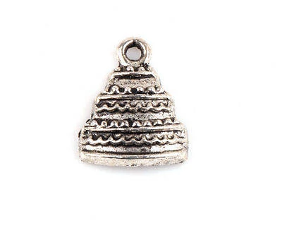 Esküvői, szülinapi torta, süti, sütemény fityegő, medál, antik ezüst színű, 17x13 mm