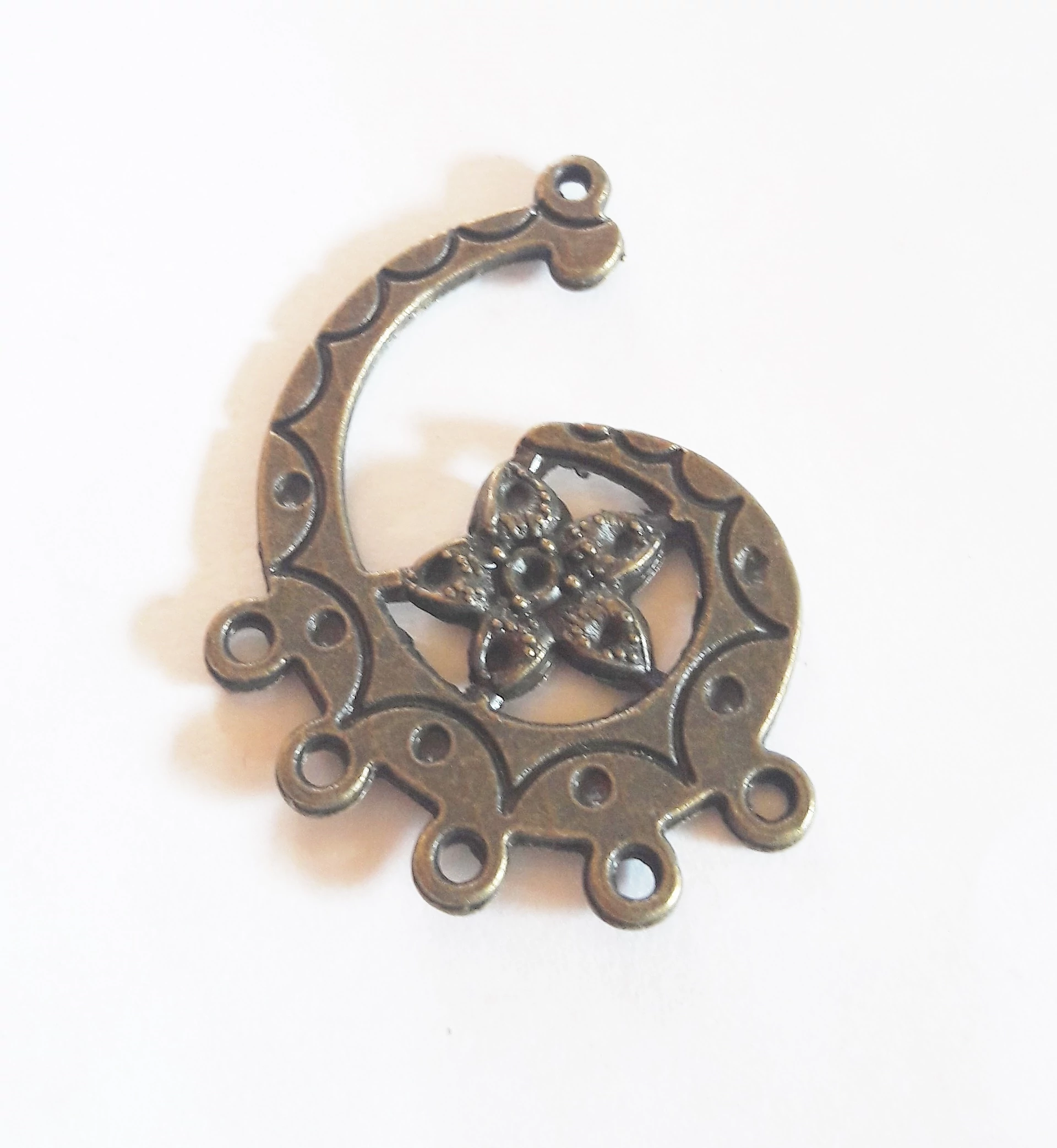Összekötő, medálalap, fülbevalóalap, antik bronz színű, 35x25 mm