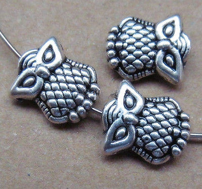Bagoly köztes, antik ezüst színű, 10x8 mm
