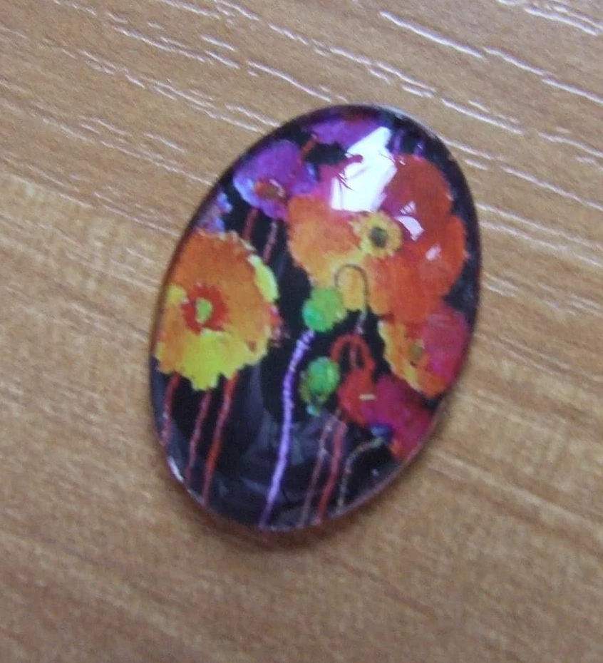 Színes pipacs, virág mintás üveglencse, kaboson, 25x18 mm