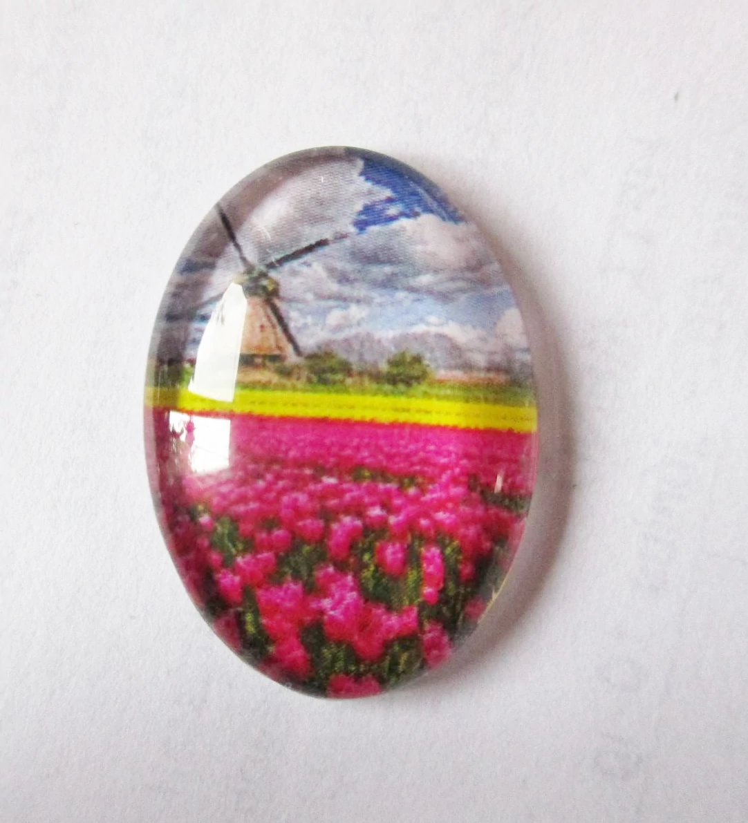 Hollandia, szélmalom, tulipán virág mintás üveglencse, kaboson, 25x18 mm