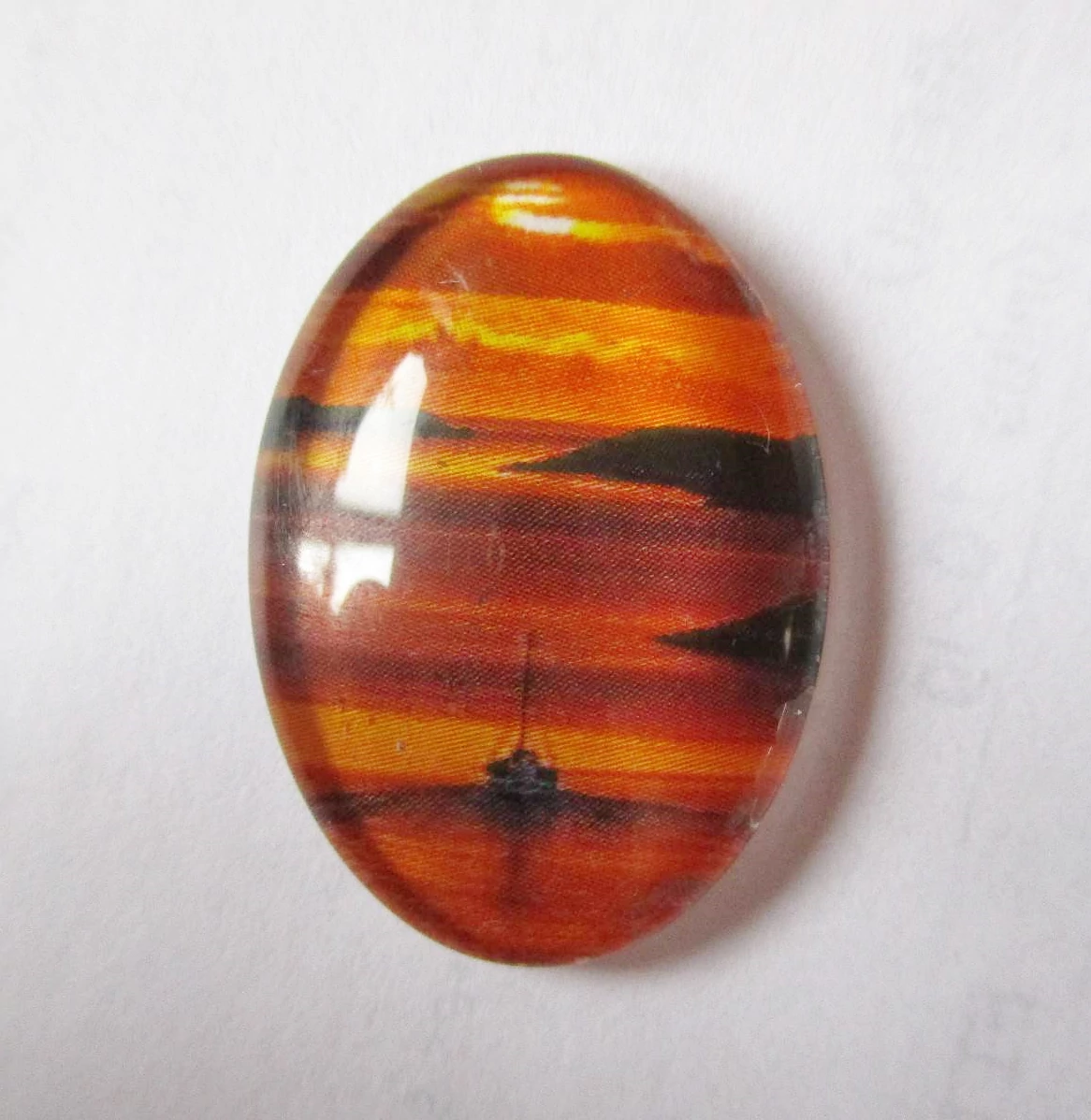 Vitorlás hajó, tenger, naplemente mintás üveglencse, kaboson, 25x18 mm