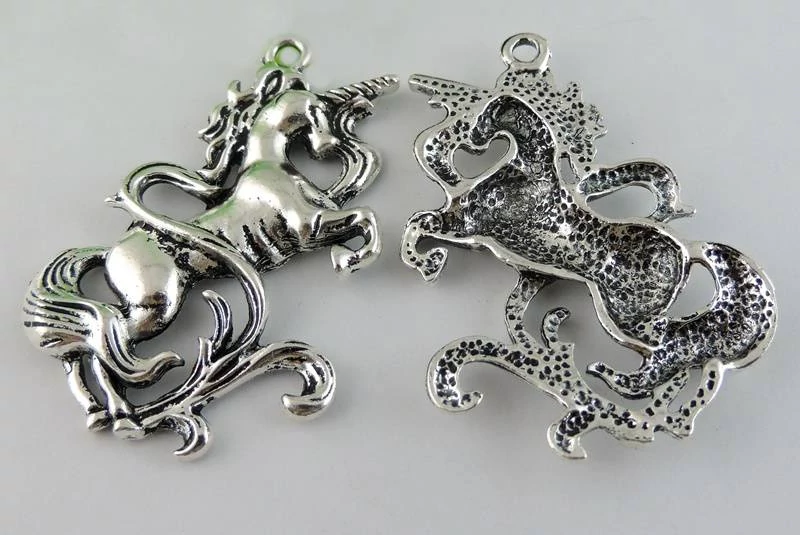 Unikornis, ló, paci fityegő, medál, antik ezüst színű, 47x34 mm