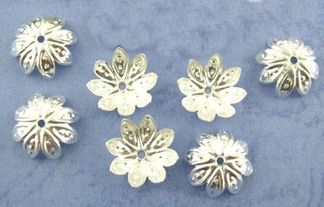 Virág szirom gyöngykupak, ezüst színű, 10x4 mm, 50 db/cs