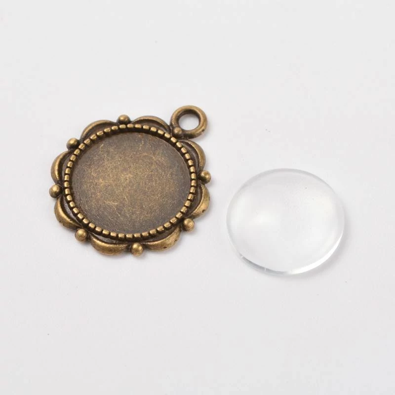 Rózsa mintás medálalap, antik bronz színű, 22x19 mm, 14 mm-es üveglencsével