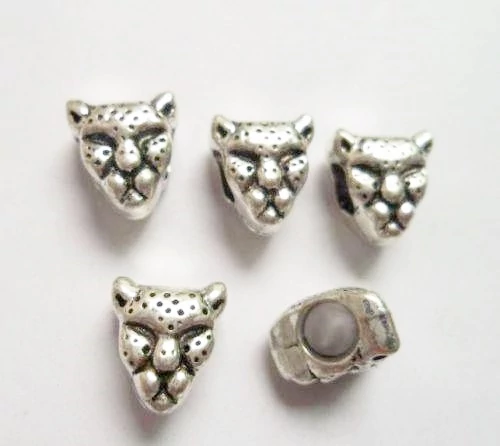 Párduc köztes, antik ezüst színű, 9x11x7 mm