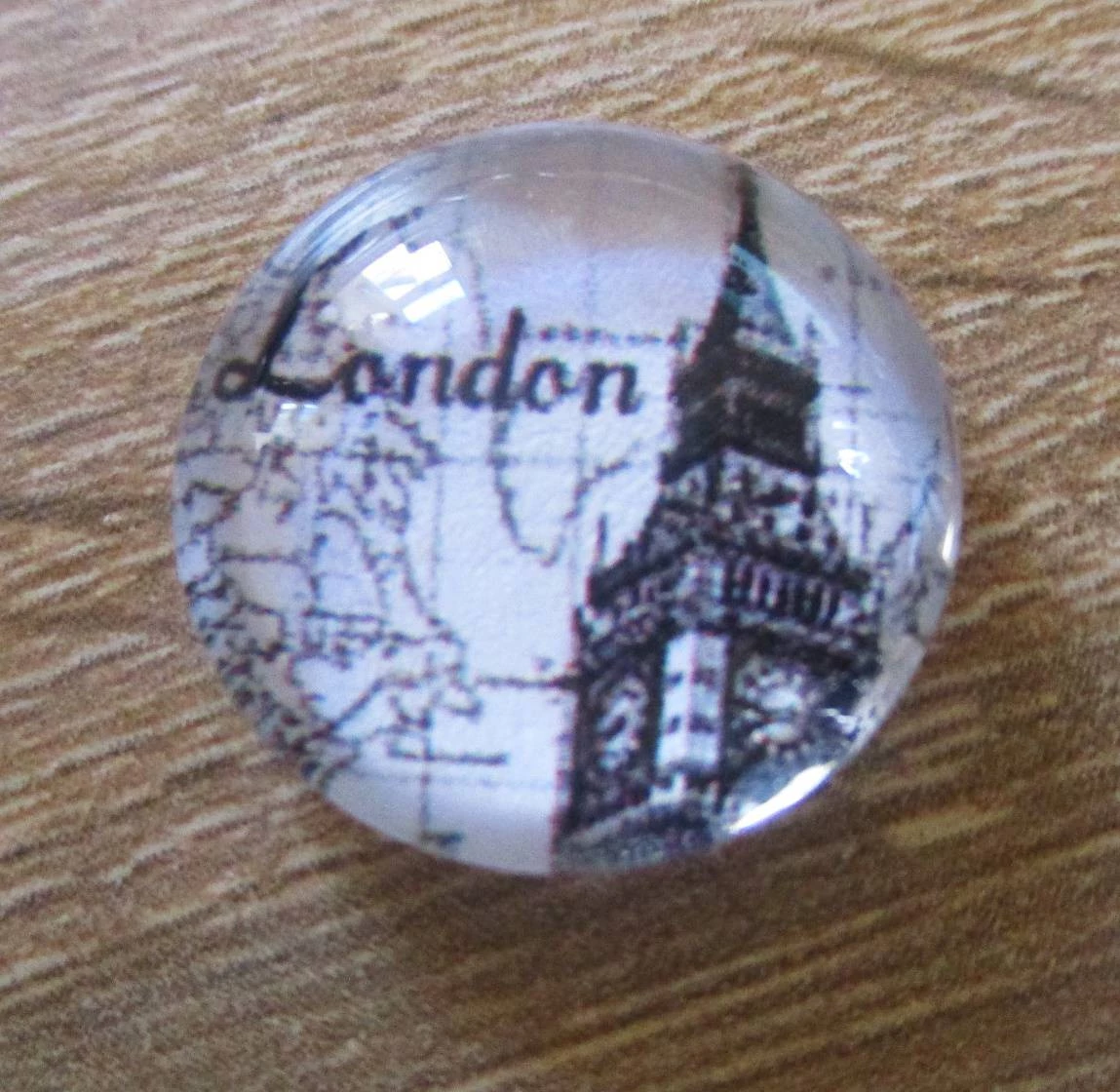 London, térkép mintás üveglencse, kaboson, 18 mm