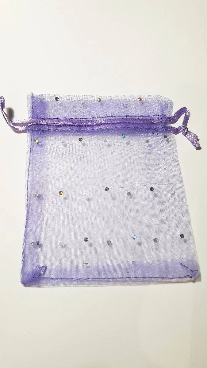 Csillámos, lila színű organza tasak, zacskó, 12x9,5 cm