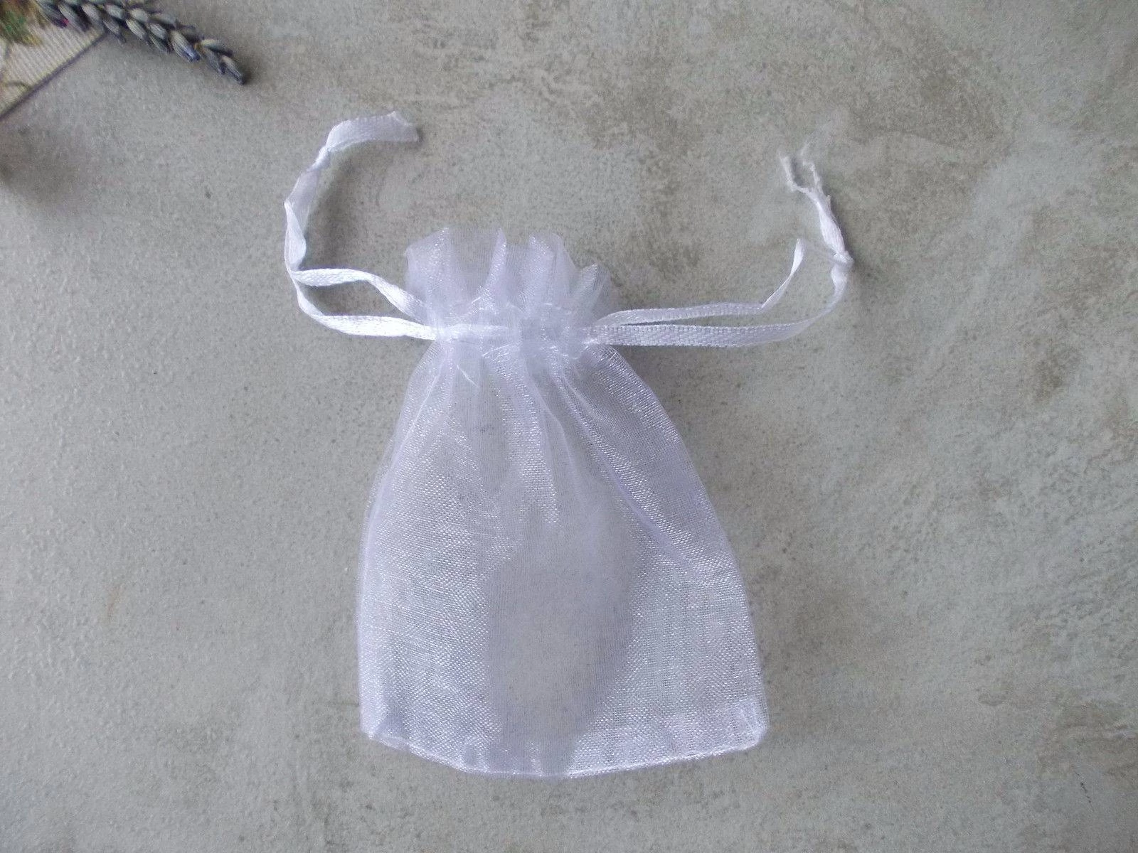 Fehér organza tasak, zacskó, 10x8 cm
