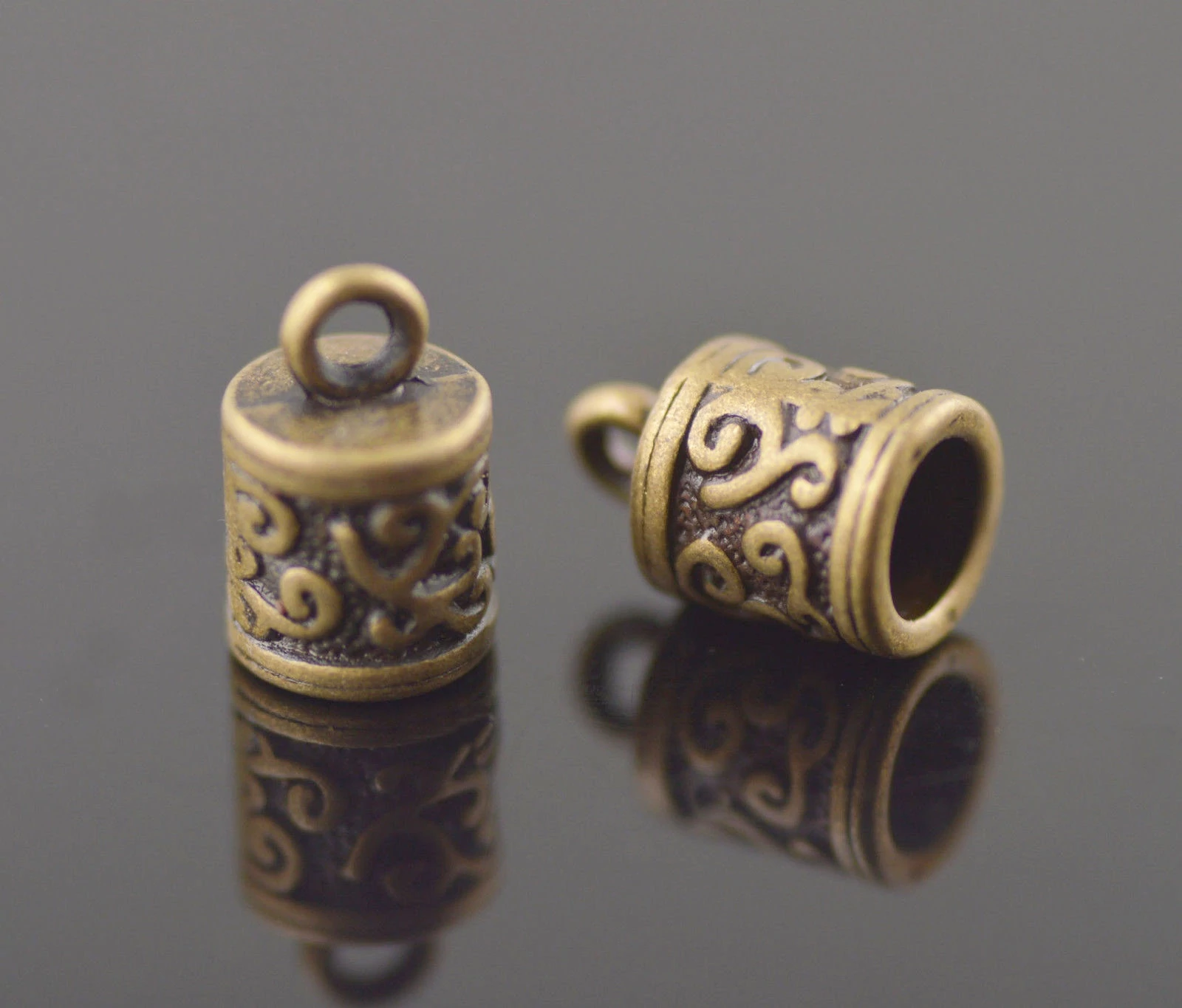Díszes végzáró, bőrvég, bojt kupak, antik bronz színű, 13x8 mm
