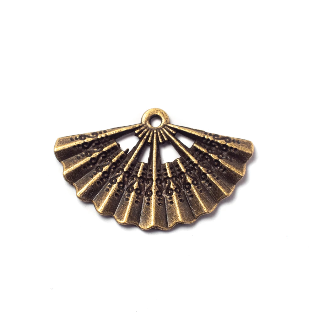 Legyező fityegő, medál, antik bronz színű, 33x20 mm