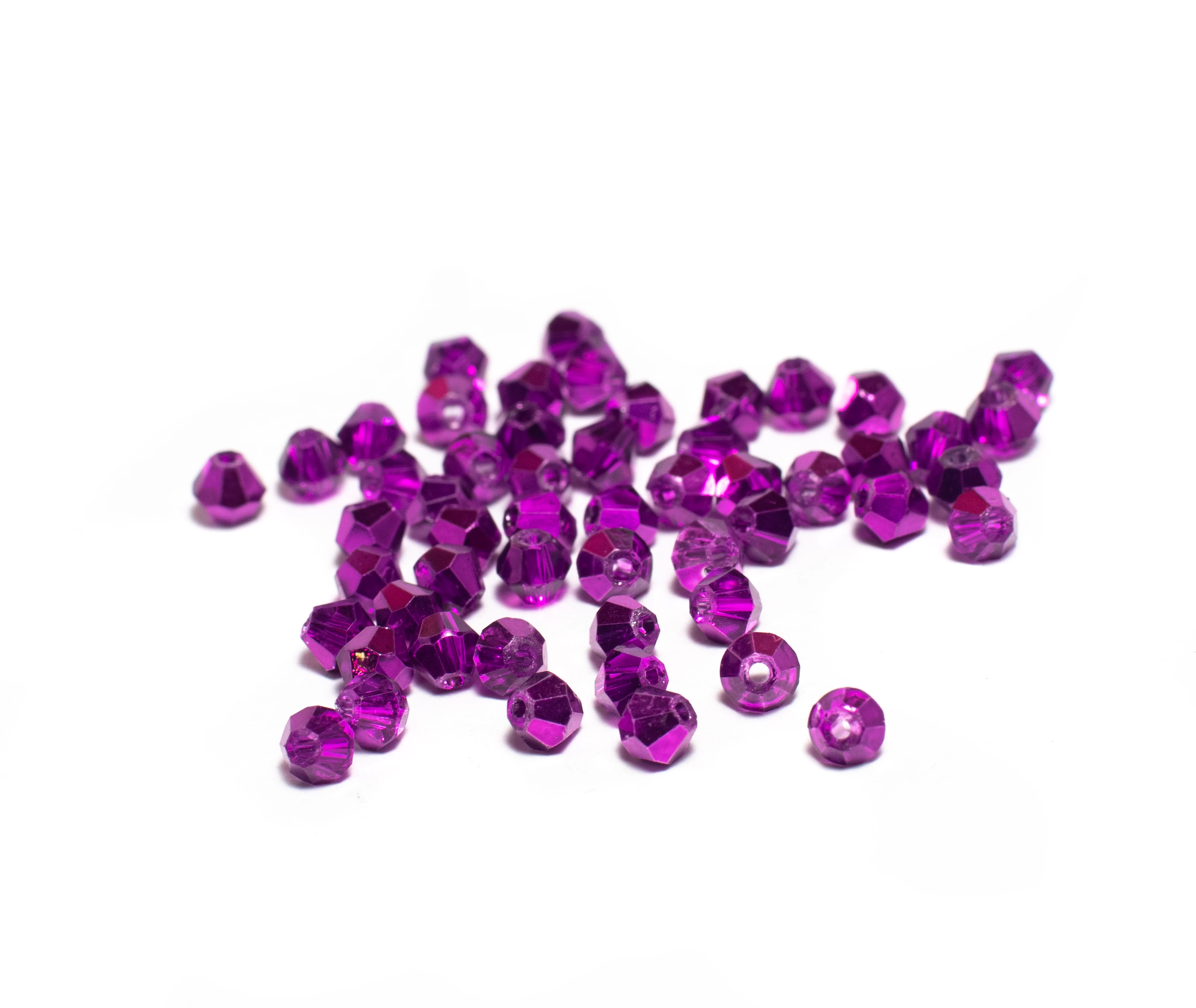 Metál lila csiszolt bicone üveg gyöngy, 4 mm