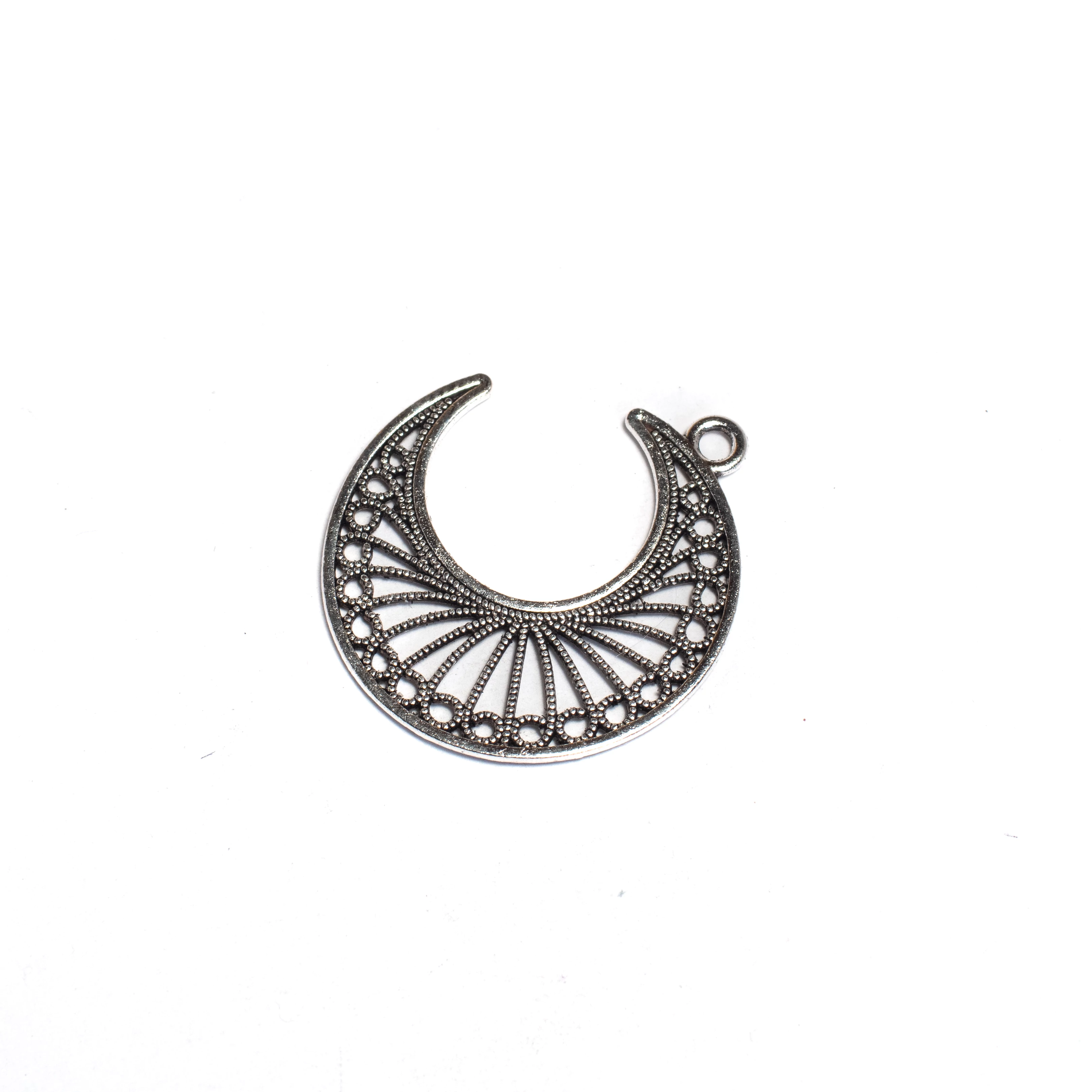 Félhold fityegő, medál, antik ezüst színű, 31x30 mm