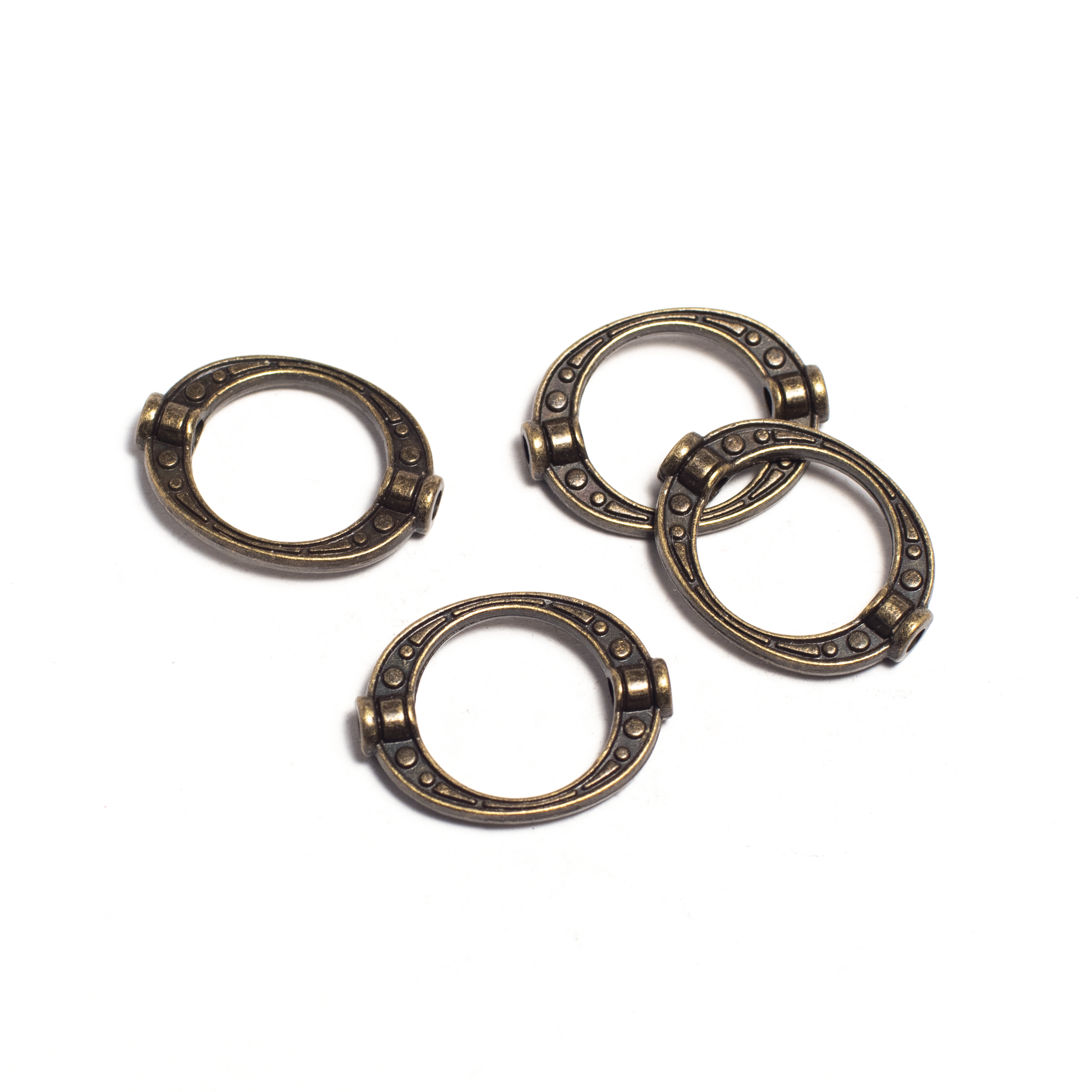 Ovális gyöngykeret, antik bronz színű, 20x15 mm
