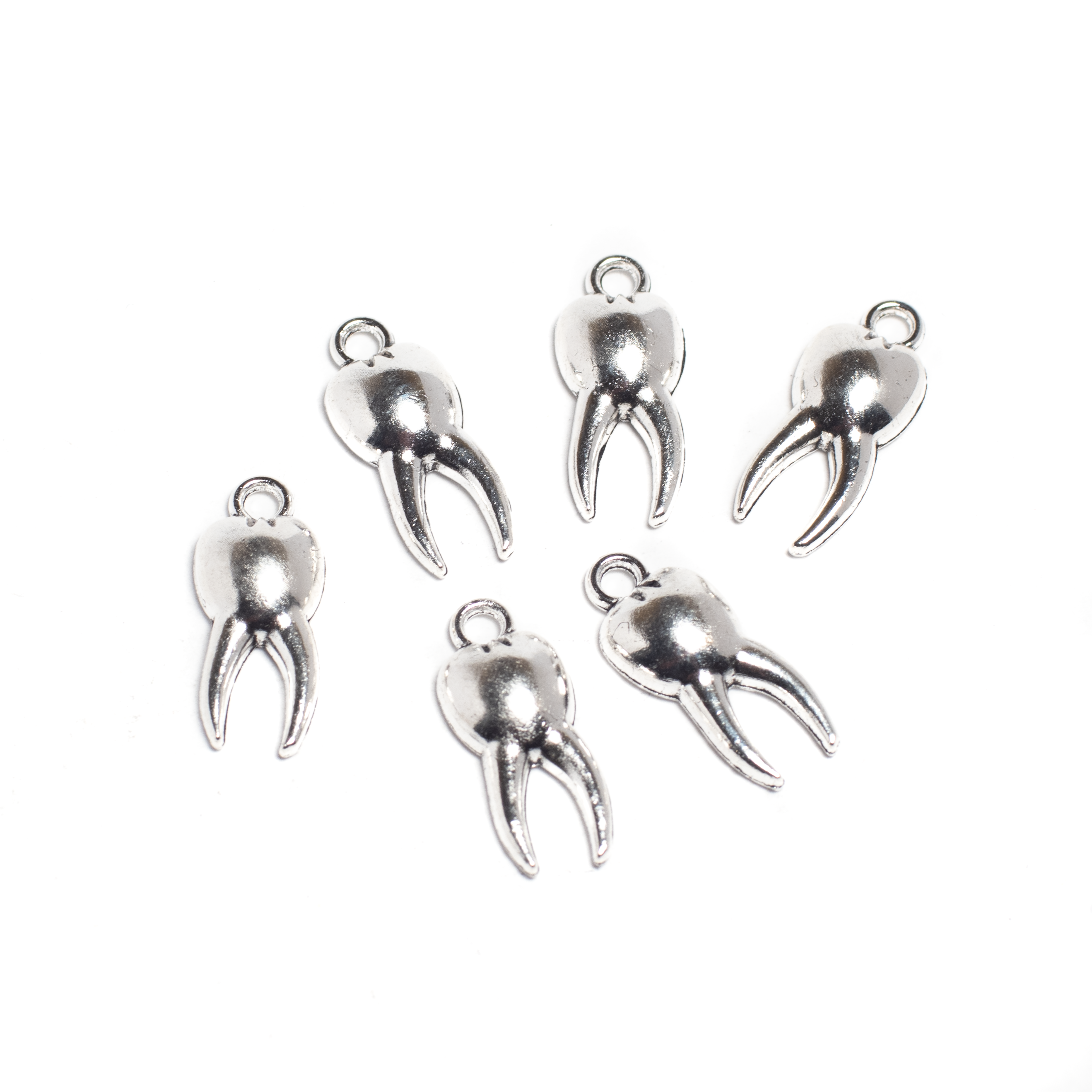 Fog fityegő, medál, antik ezüst színű, 20x8 mm