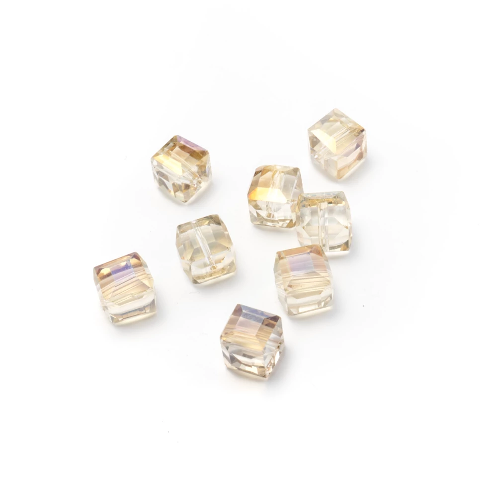 Sárga színjátszó kocka üveg gyöngy, 10x10x10 mm
