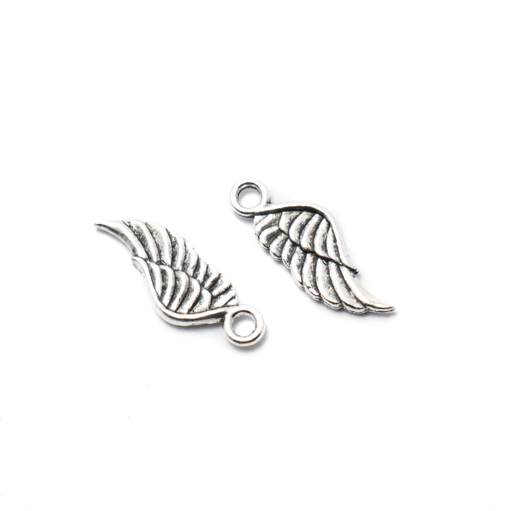 Angyalszárny fityegő, medál, antik ezüst színű, 21x8 mm