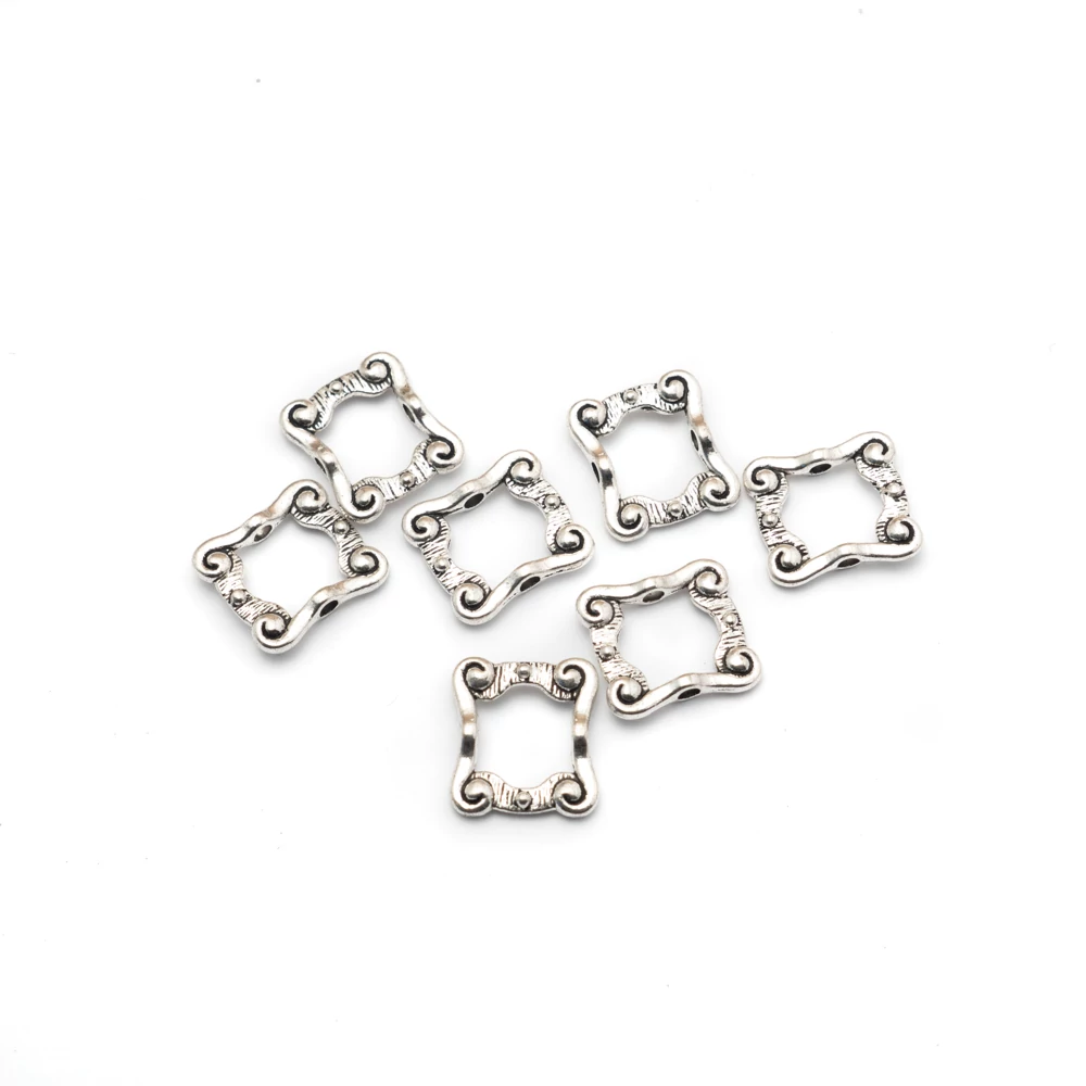 Mintás téglalap gyöngykeret, antik ezüst színű, 16x15 mm