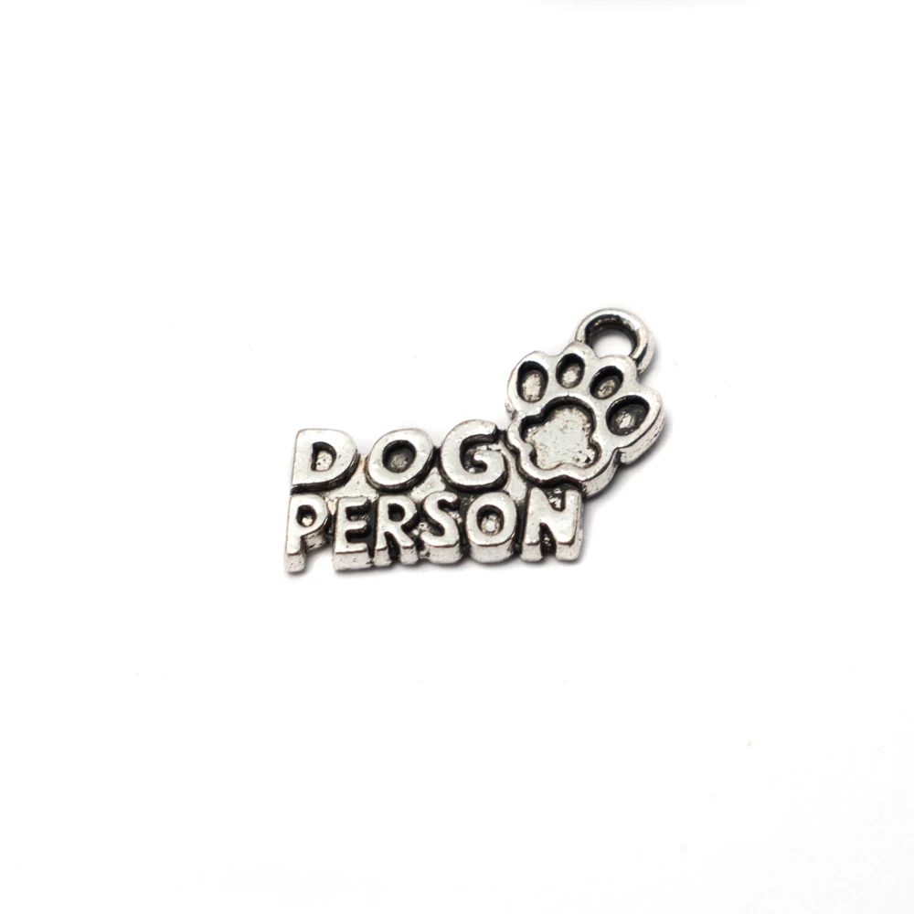 Dog person feliratos kutya, mancs fityegő, medál, antik ezüst színű, 18x13 mm