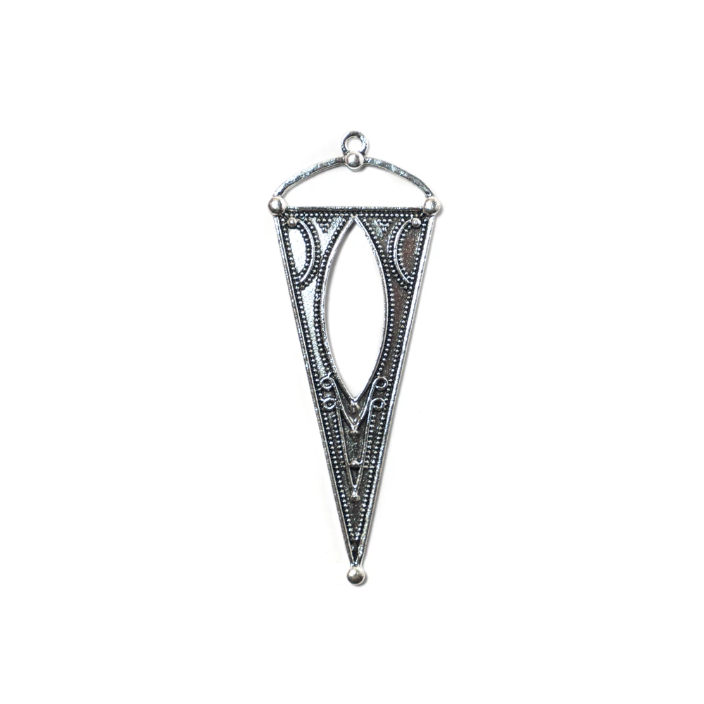 Háromszög fityegő, medál, antik ezüst színű, 66x21 mm