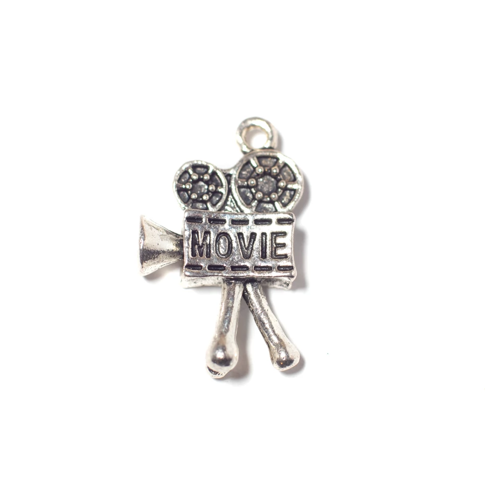 Mozi, filmvetítő fityegő, medál, antik ezüst színű, 26x16x6 mm