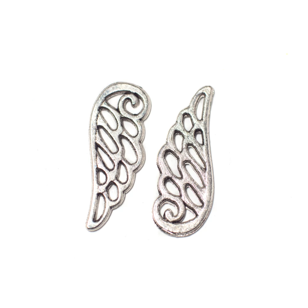 Angyalszárny fityegő, medál, antik ezüst színű, 23x9 mm