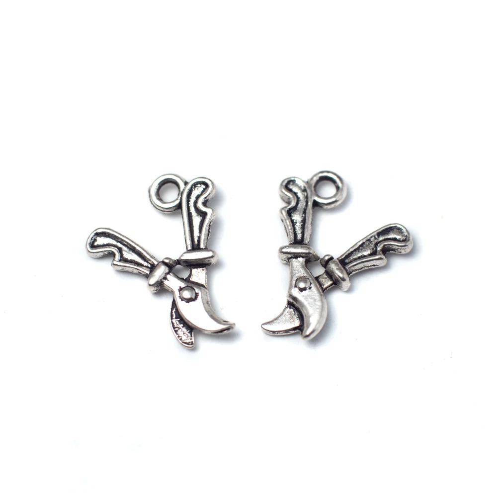 Metszőolló, kertész olló fityegő, medál, antik ezüst színű, 16x13 mm