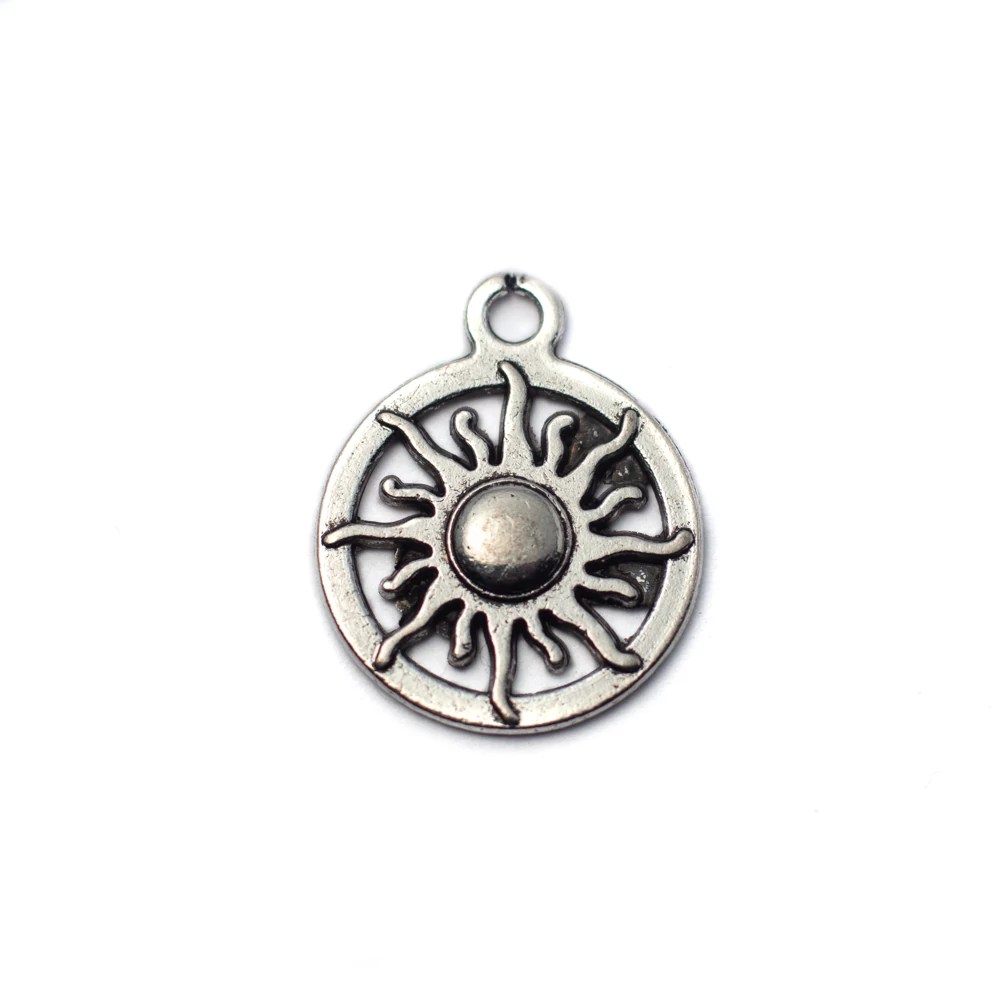 Nap, napocska fityegő, medál, antik ezüst színű, 19x16 mm