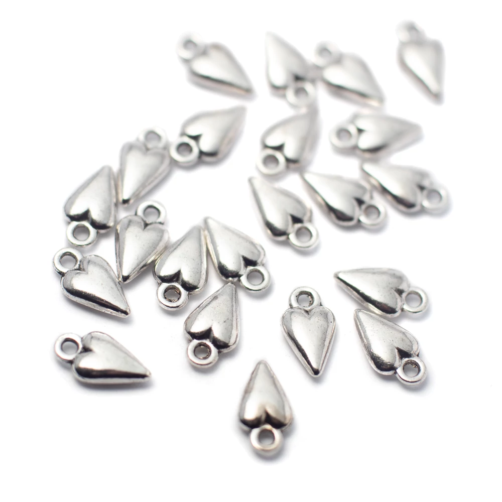 Szív fityegő, medál, antik ezüst, 13x7 mm
