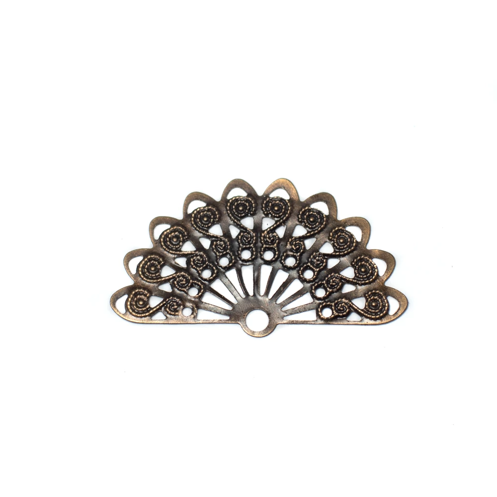 Áttört legyező medál, összekötő, antik bronz színű, 38x22 mm