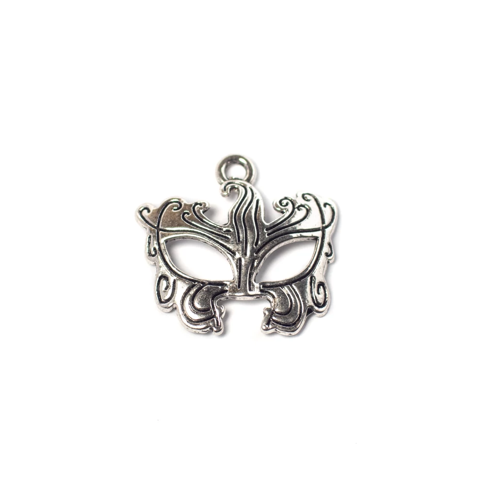 Maszk, álarc fityegő medál, antik ezüst színű, 23x22 mm