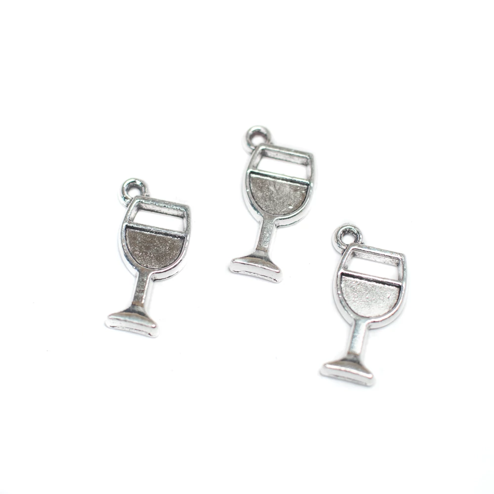 Boros pohár fityegő, medál, antik ezüst színű, 19x9 mm