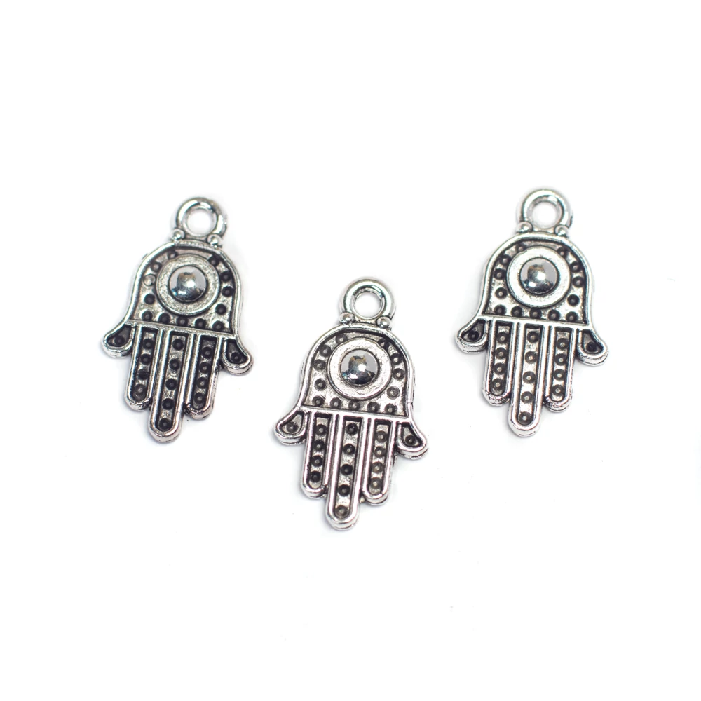 Fatima keze, Hamza kéz fityegő, medál, antik ezüst színű, 20x12 mm
