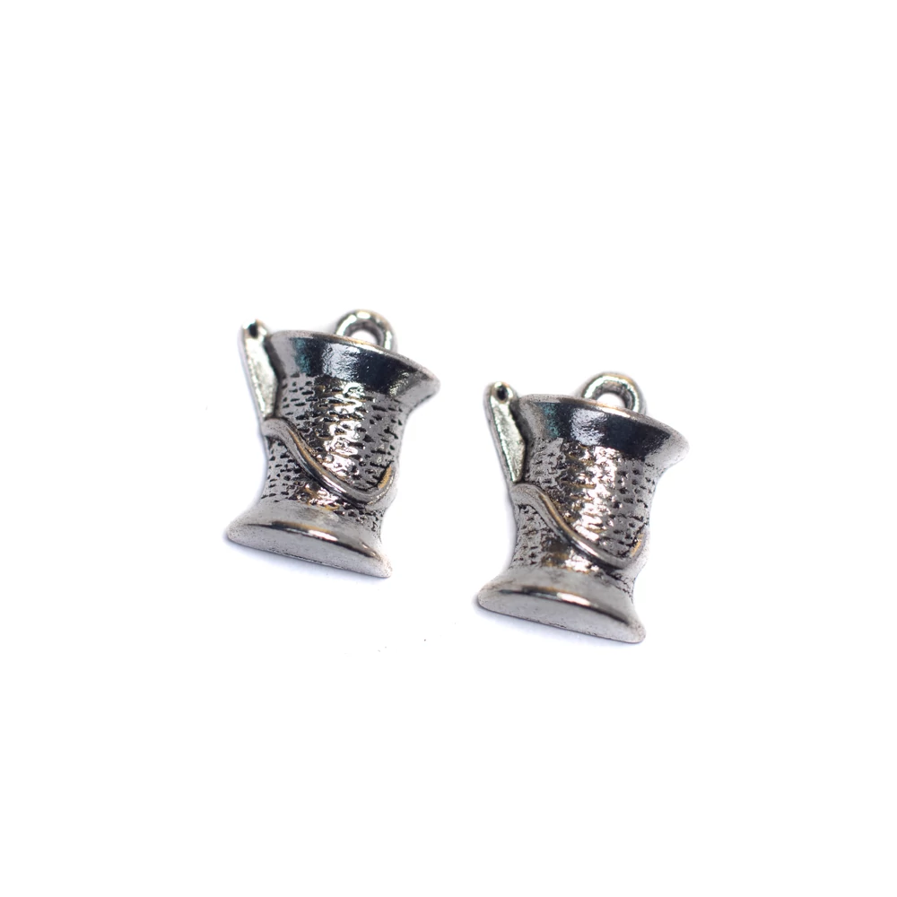 Orsó fityegő, medál, antik ezüst színű, 16x12 mm