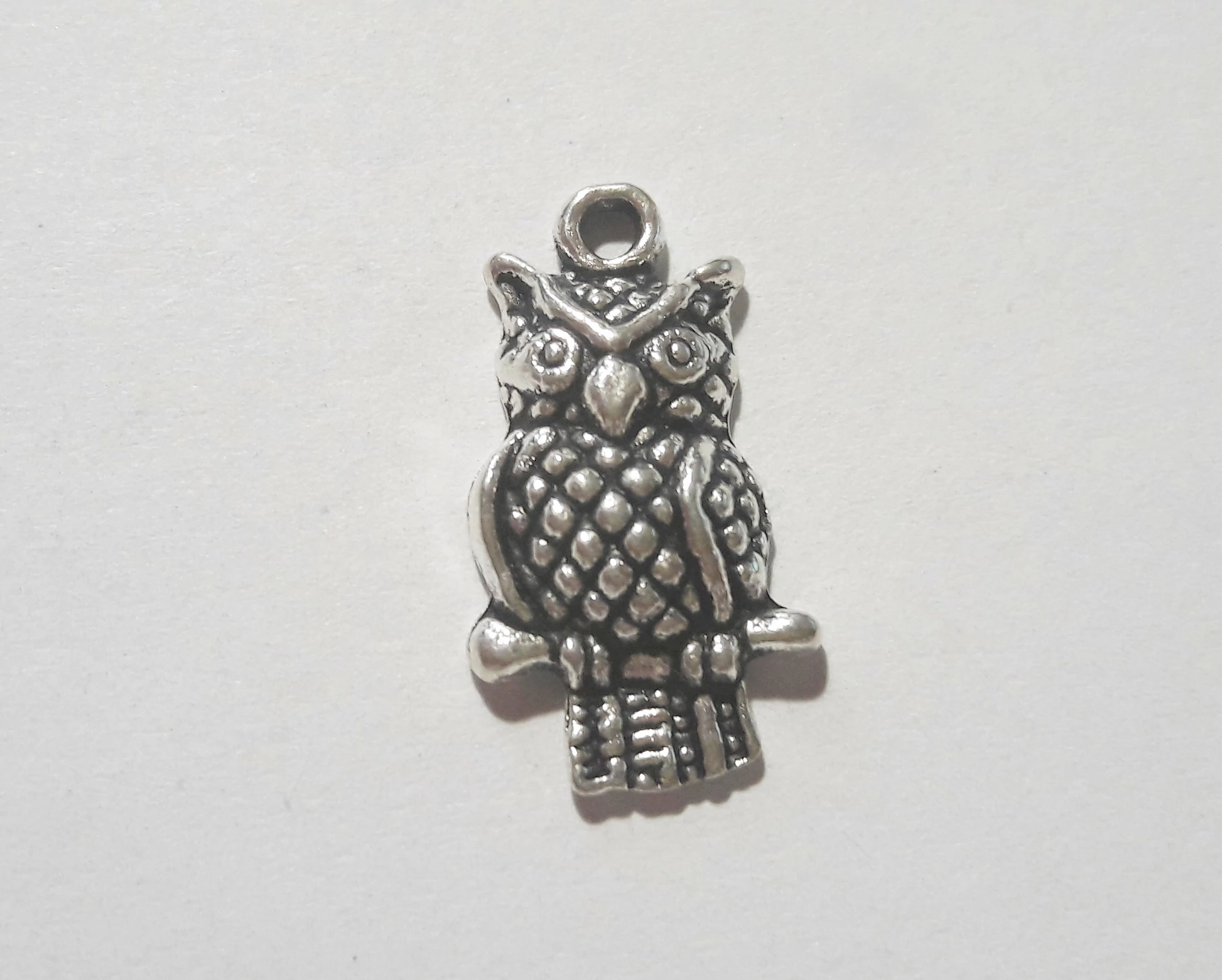 Bagoly fityegő, medál, antik ezüst színű, 22x13 mm
