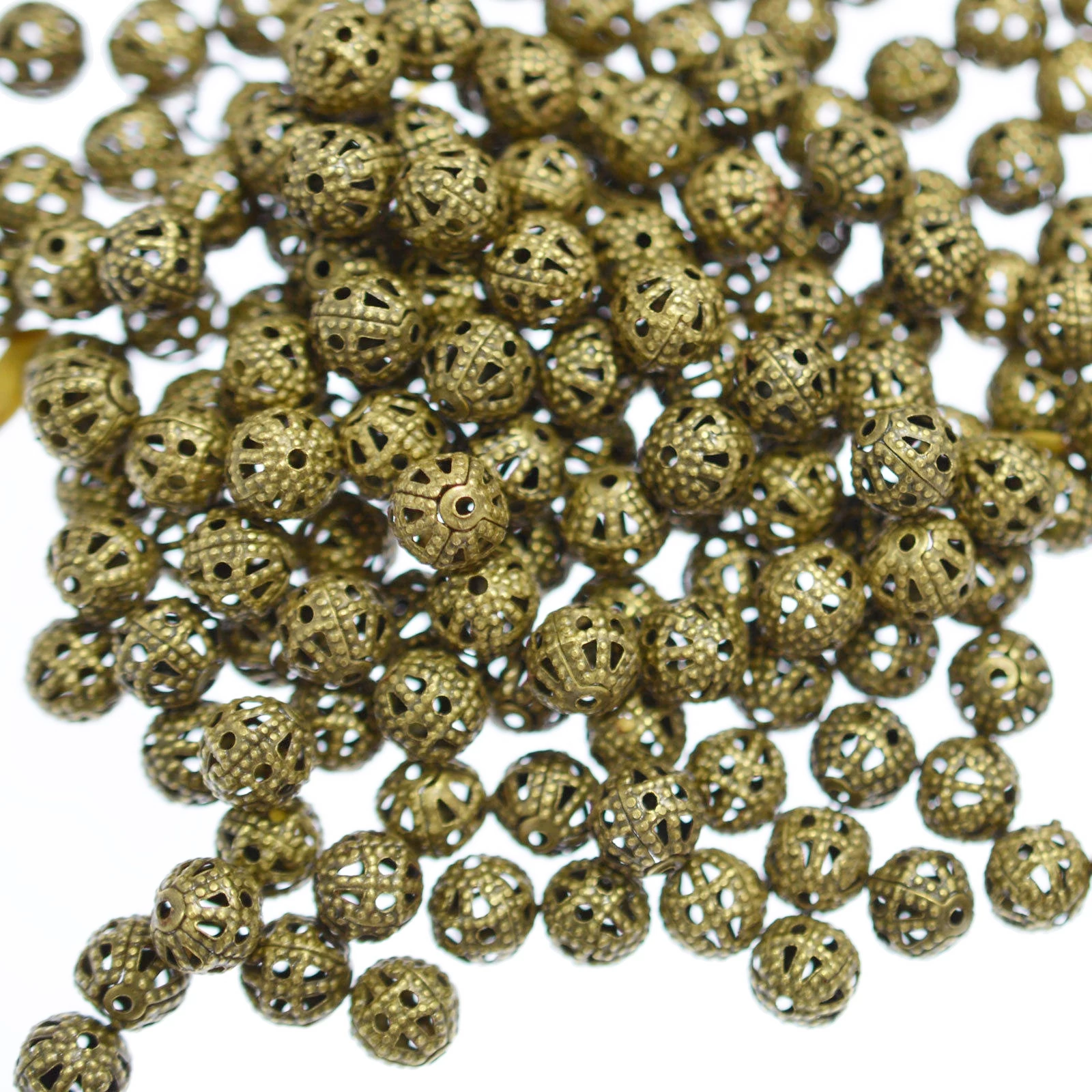Filigrán köztes, antik bronz színű, 4 mm