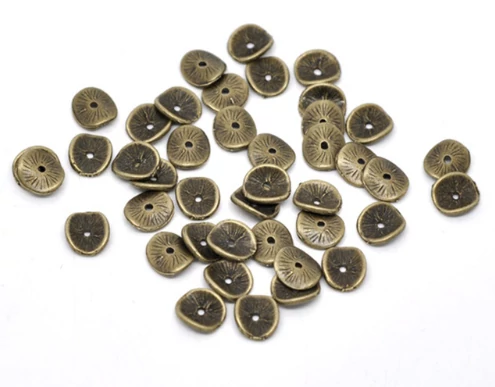 Lapos, hajlított köztes, antik bronz színű, 9x8 mm
