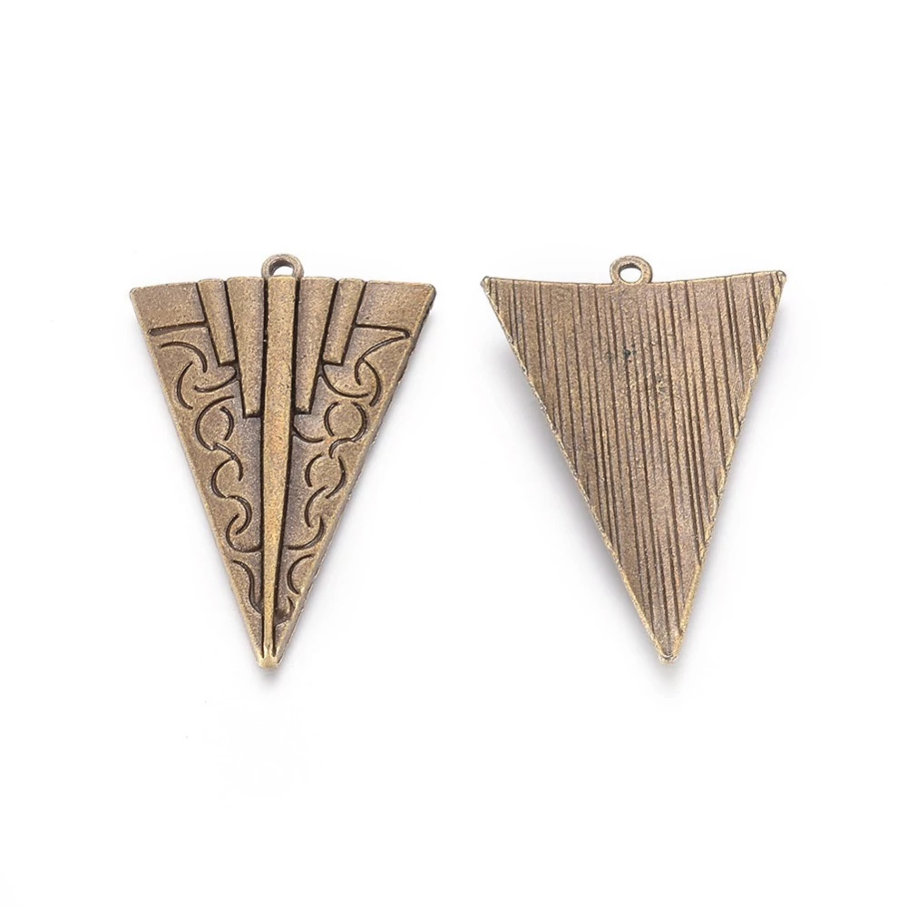 Háromszög medál, antik bronz színű, 45x29 mm