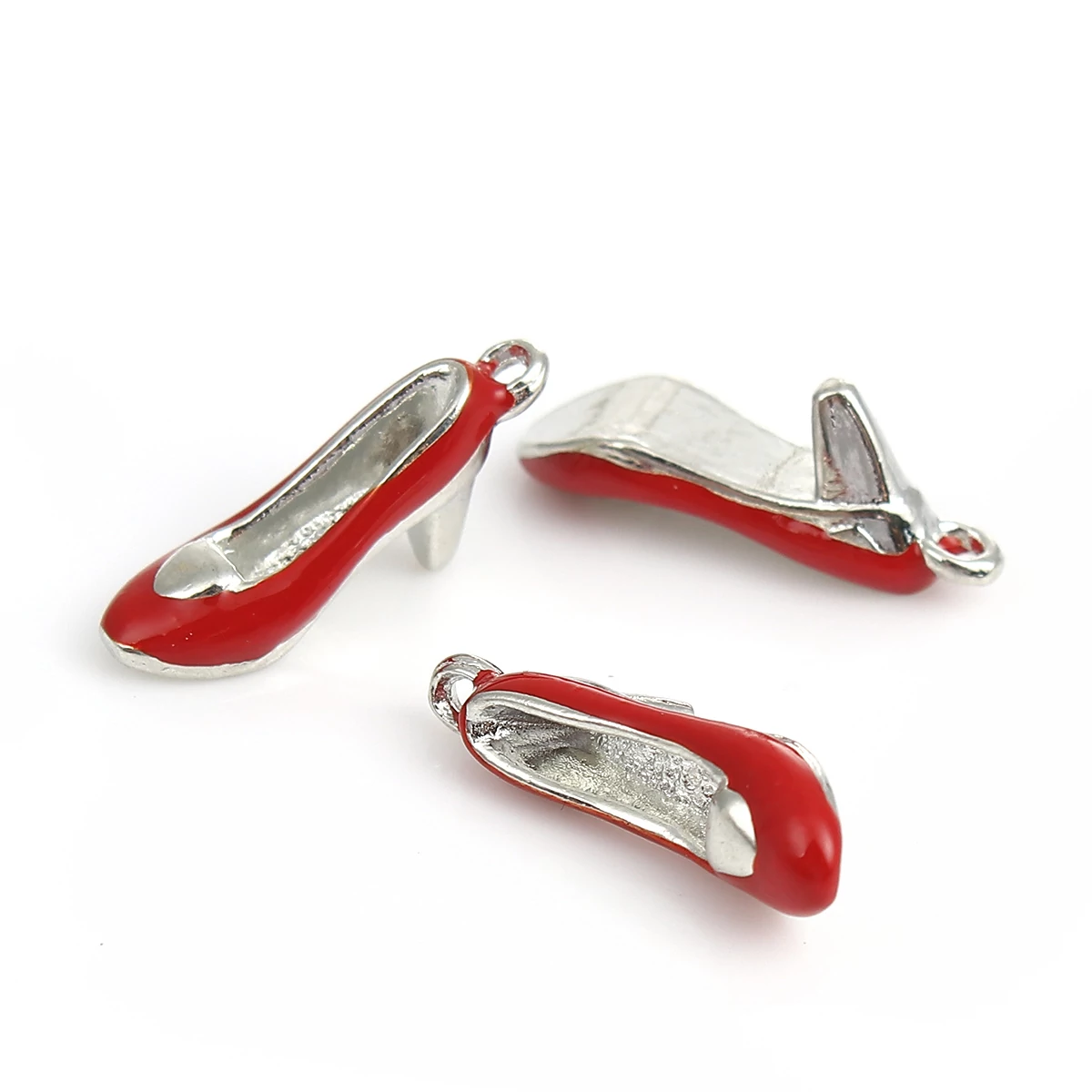 Magassarkú cipő, antik ezüst és piros színű, 21x10x7 mm
