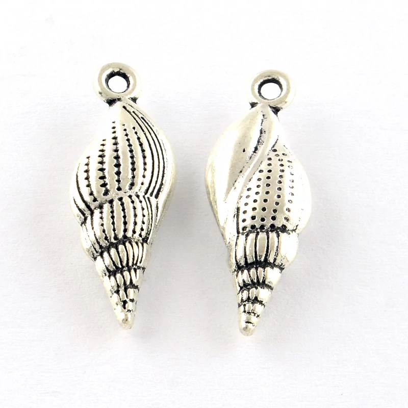 Tengeri csiga fityegő, medál, antik ezüst színű, 24x8 mm