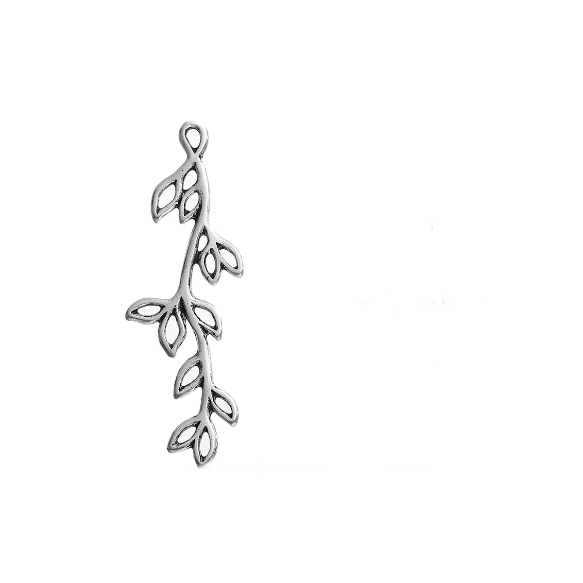 Levél medál, antik ezüst színű, 46x15 mm