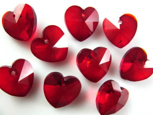 Piros szív, üveg medál, 14x14 mm