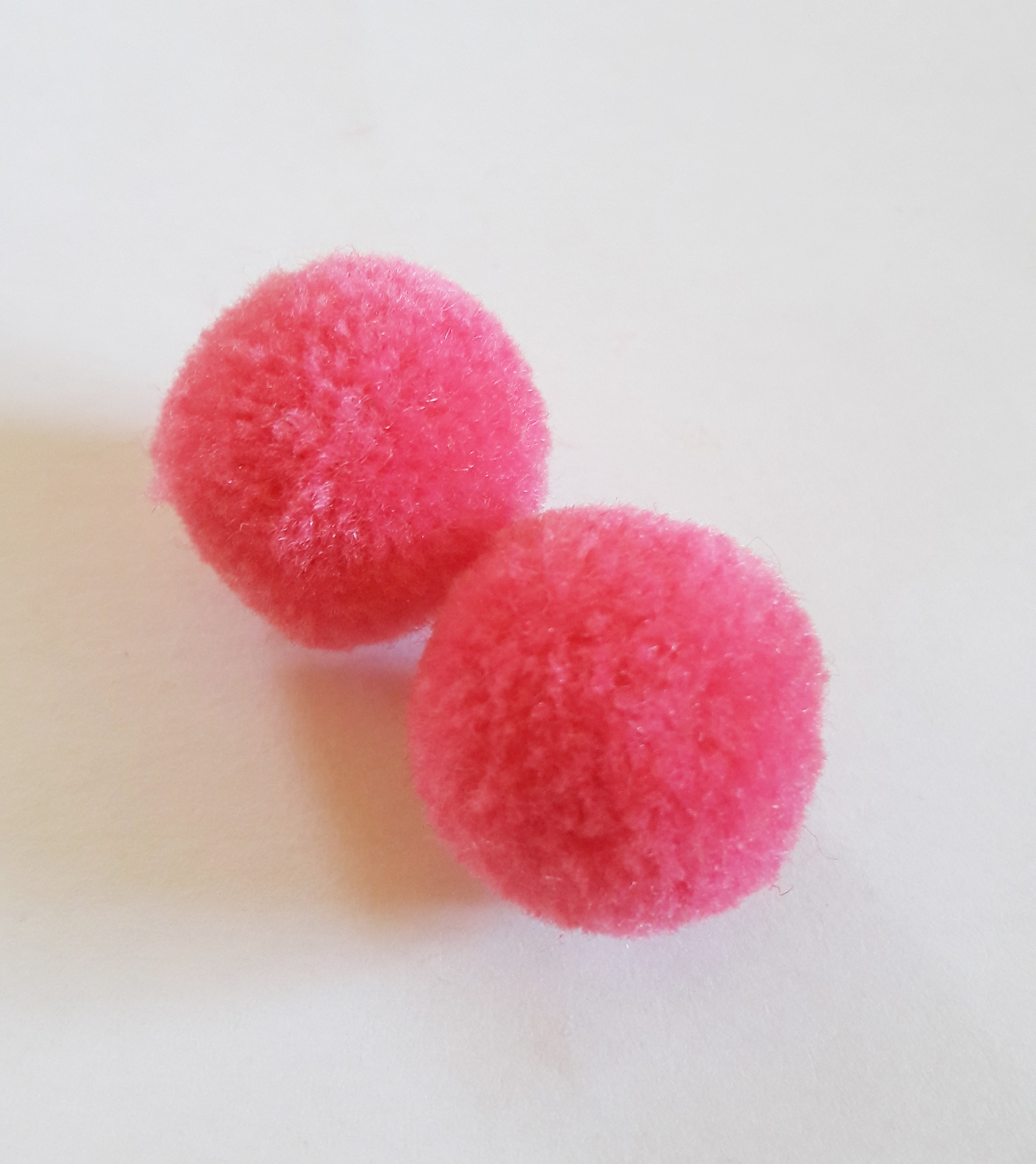 Pompom golyó,  élénk rózsaszín, 20 mm