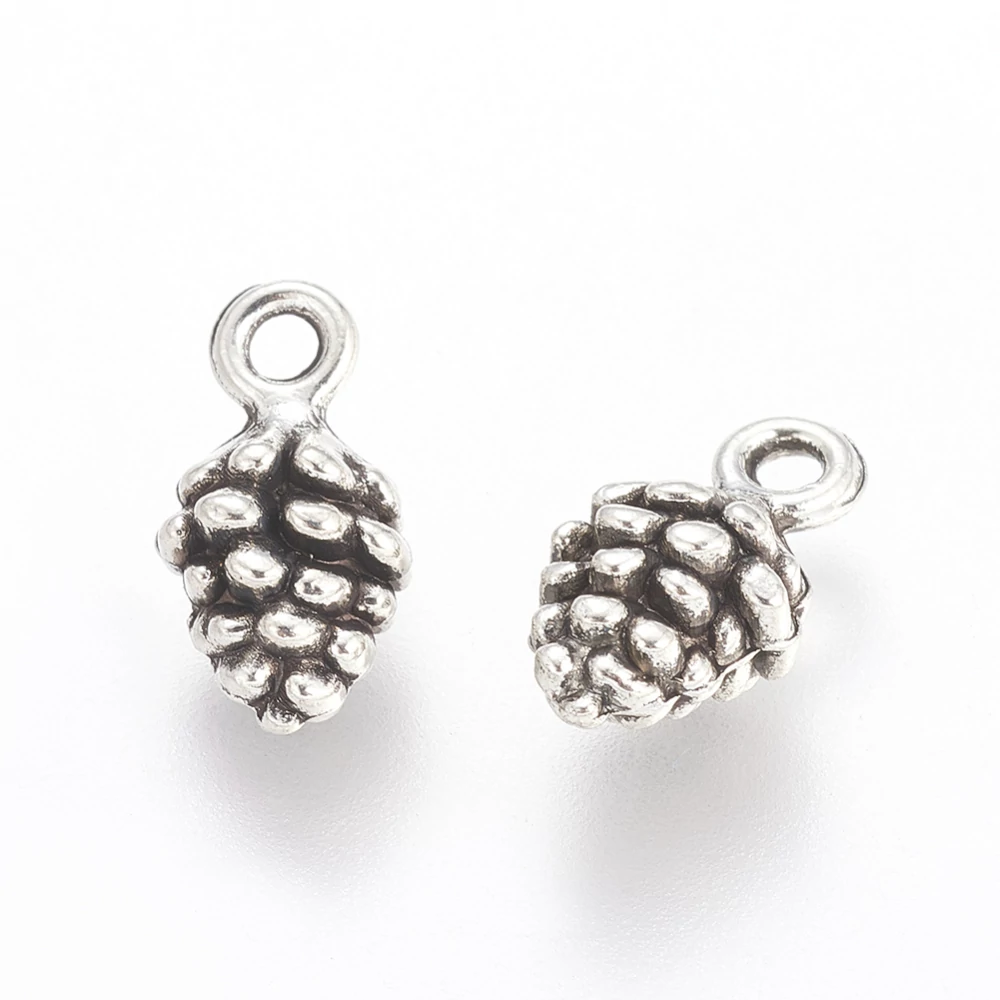 Toboz fityegő, medál, antik ezüst színű, 13x7x6 mm