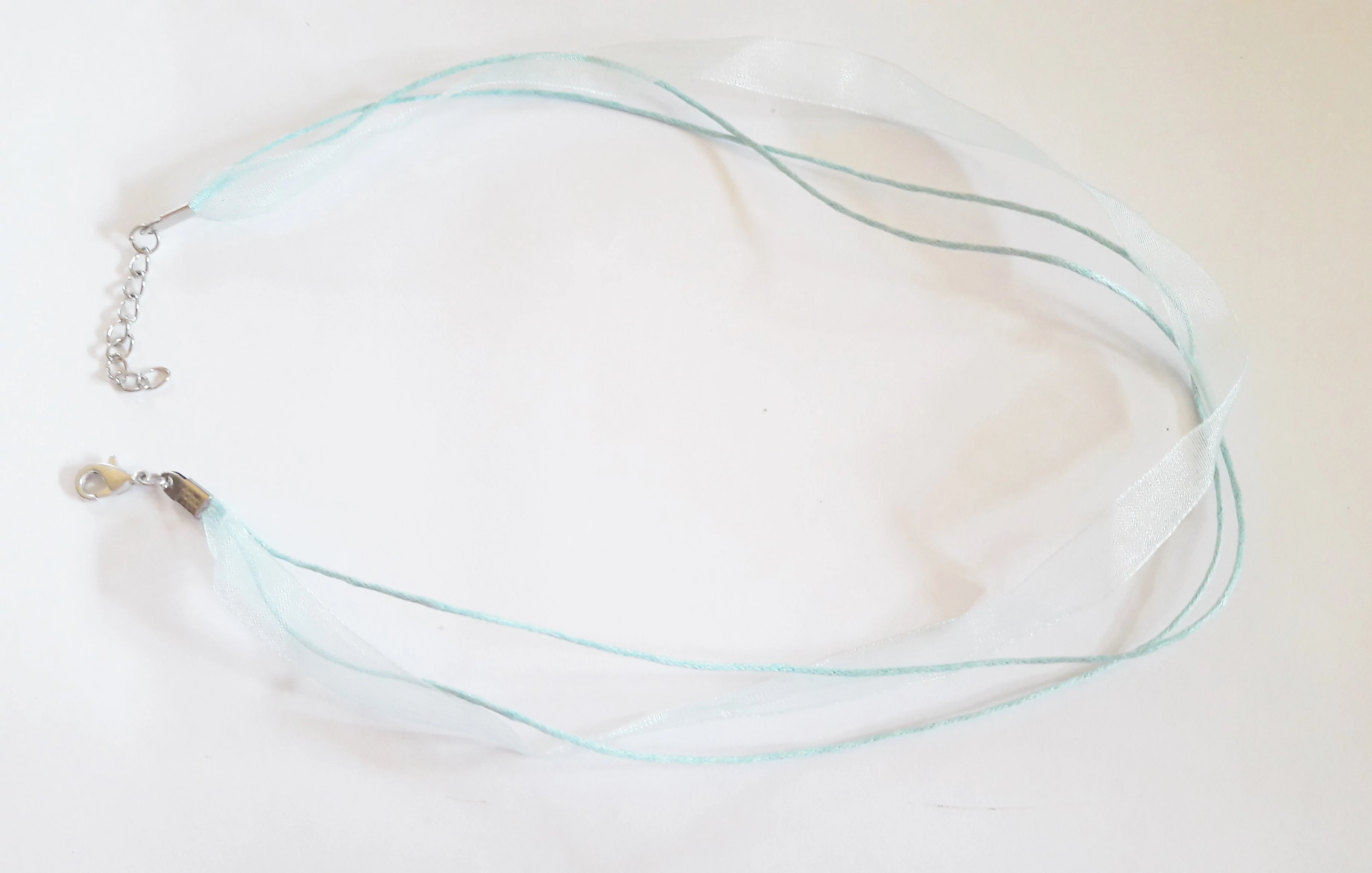 Organza nyakláncalap, világoskék, 42 cm